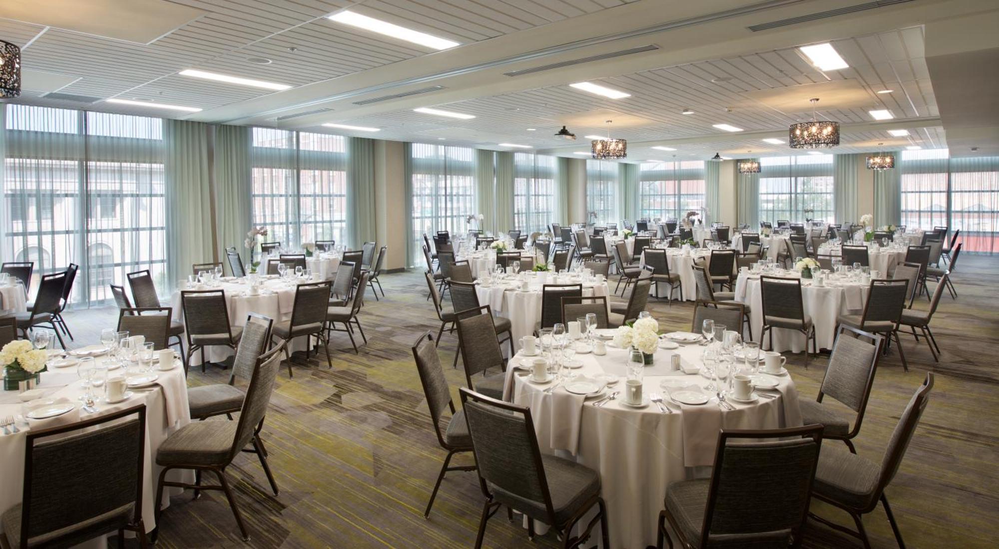Courtyard By Marriott Seattle Everett Downtown Extérieur photo
