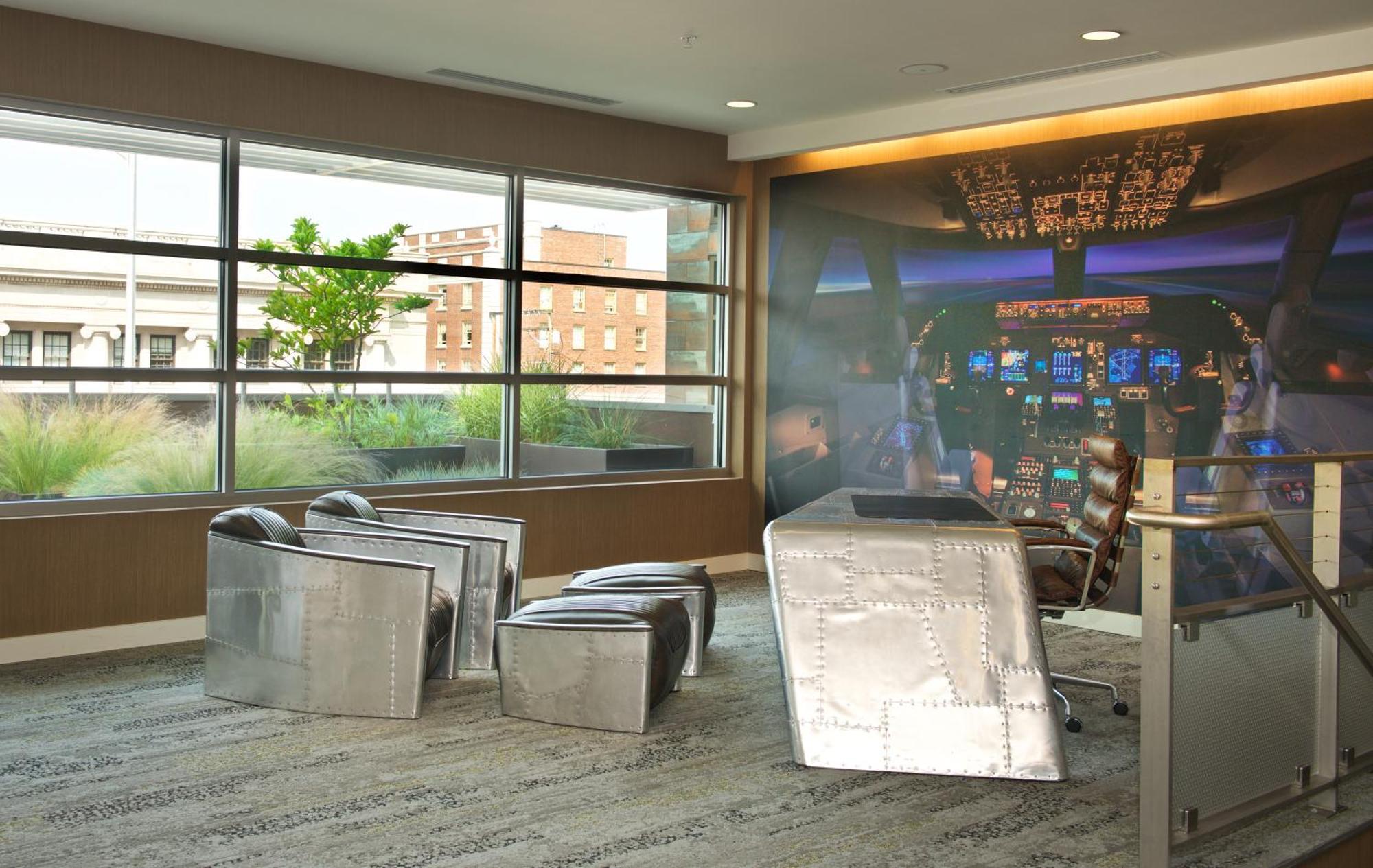 Courtyard By Marriott Seattle Everett Downtown Extérieur photo