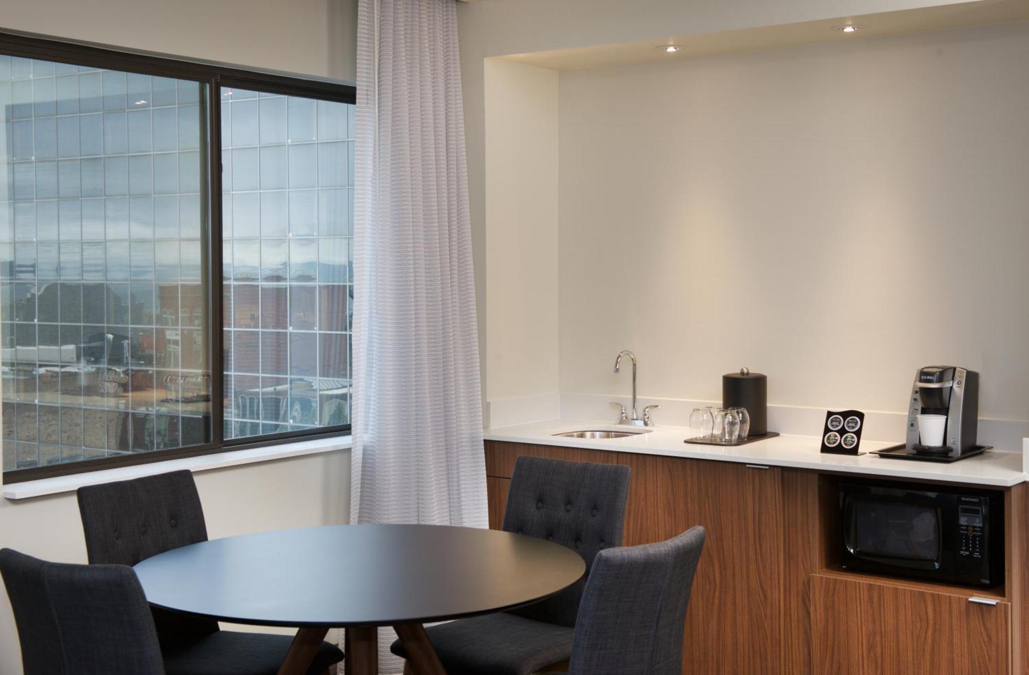 Courtyard By Marriott Seattle Everett Downtown Extérieur photo