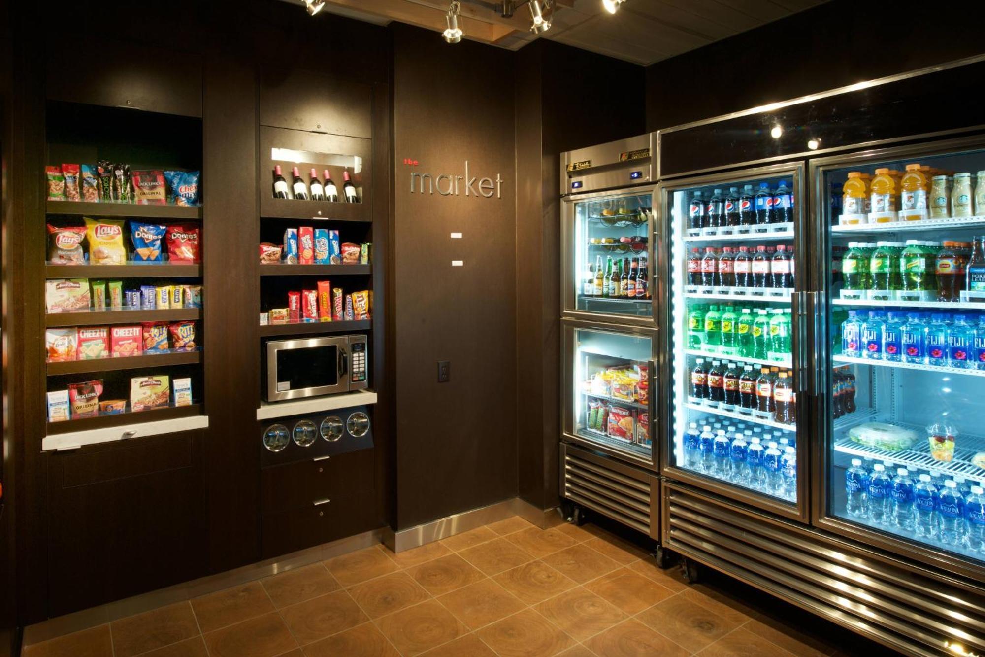 Courtyard By Marriott Seattle Everett Downtown Extérieur photo