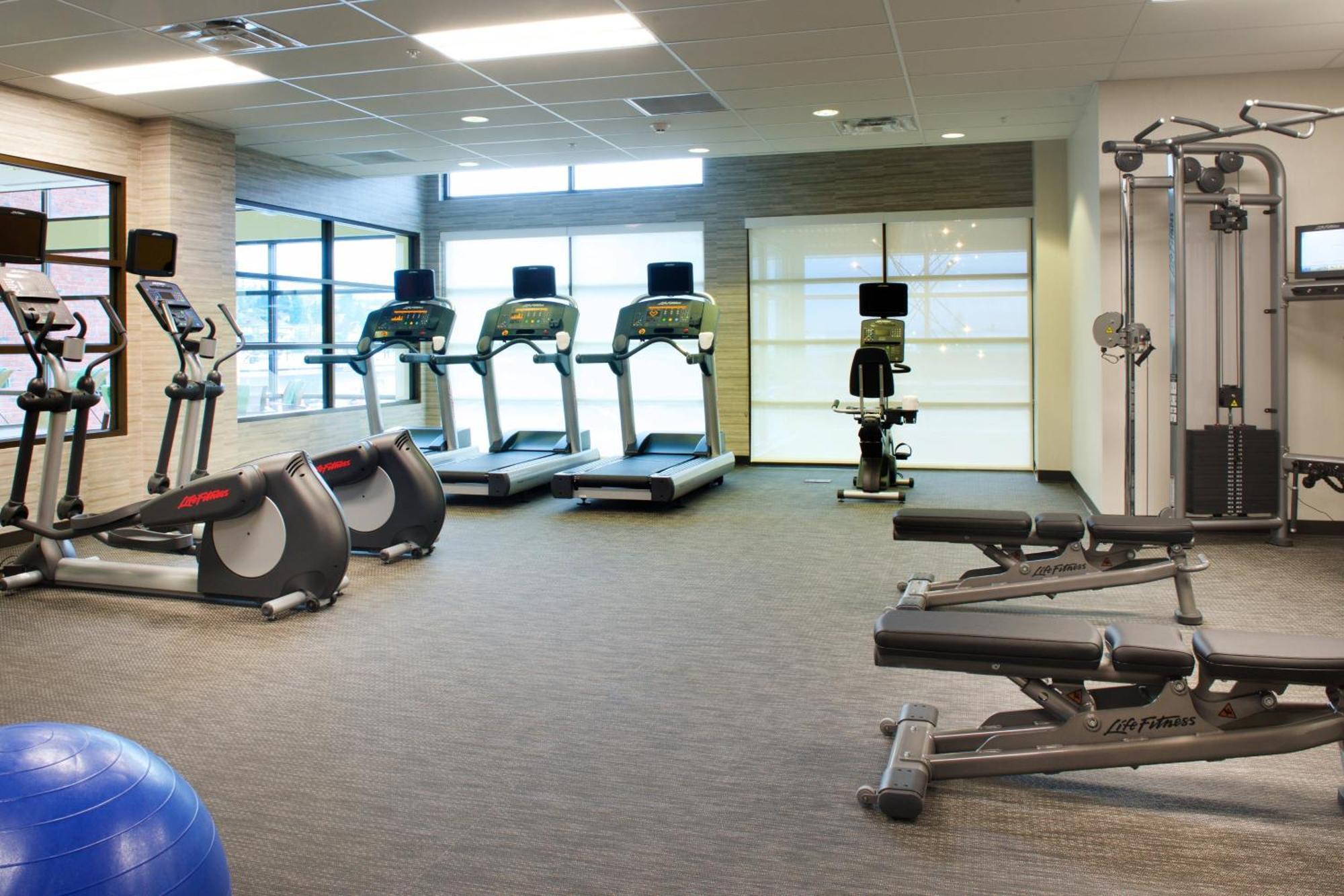Courtyard By Marriott Seattle Everett Downtown Extérieur photo