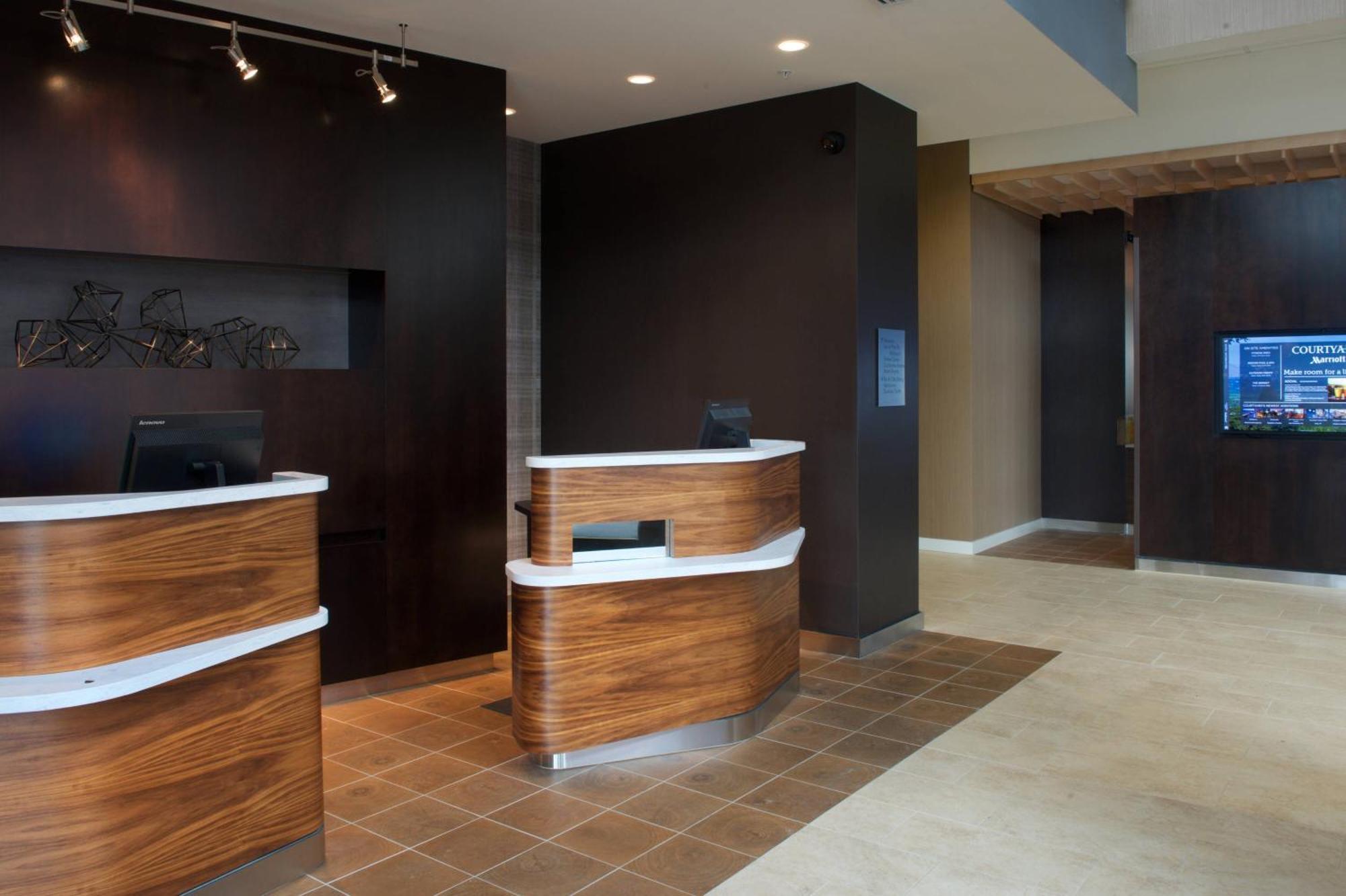 Courtyard By Marriott Seattle Everett Downtown Extérieur photo