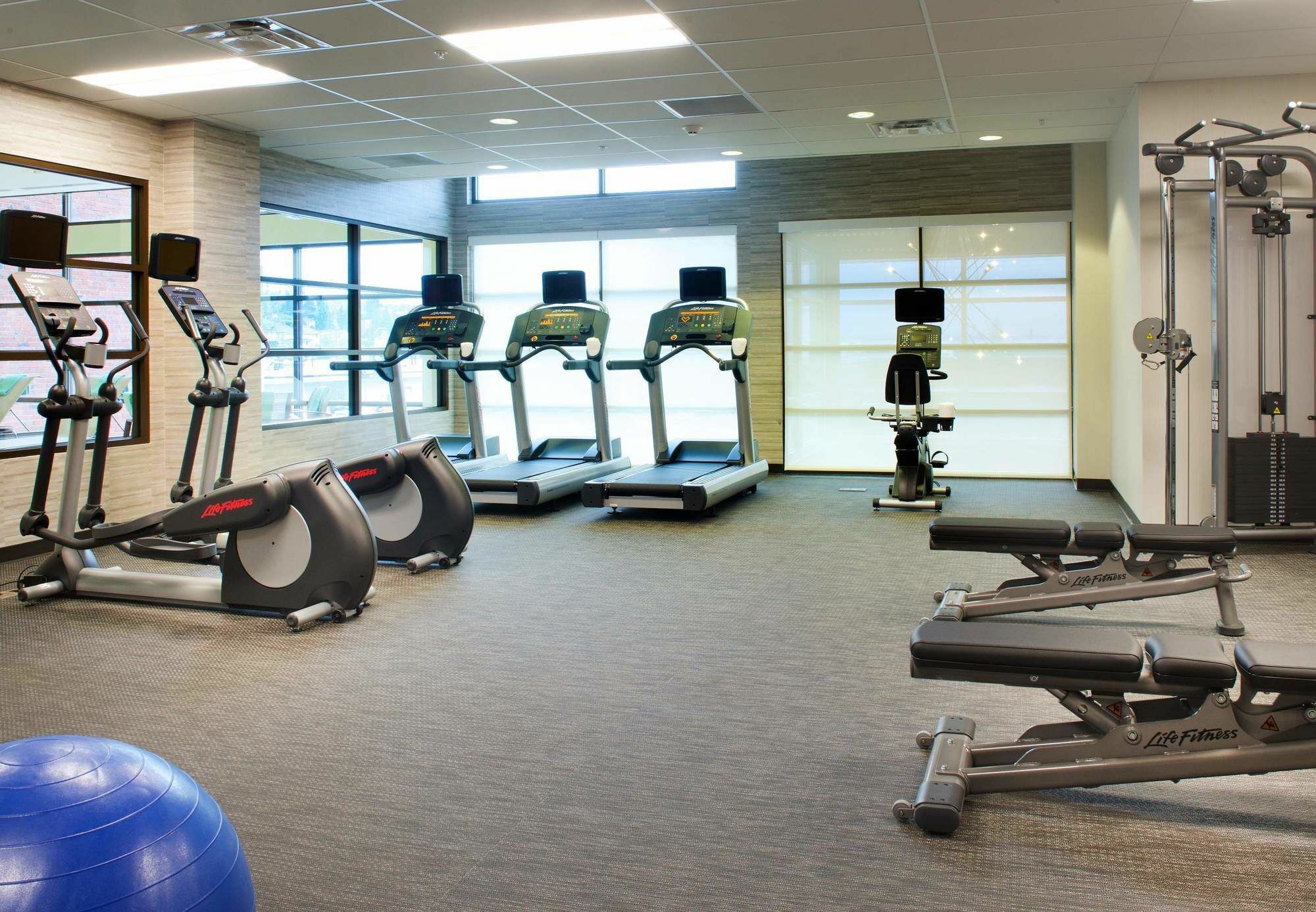 Courtyard By Marriott Seattle Everett Downtown Extérieur photo
