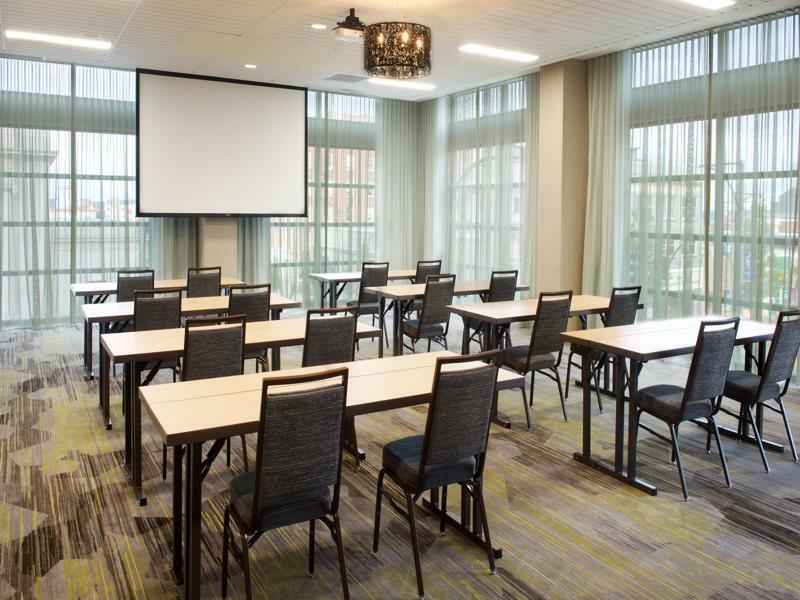 Courtyard By Marriott Seattle Everett Downtown Extérieur photo